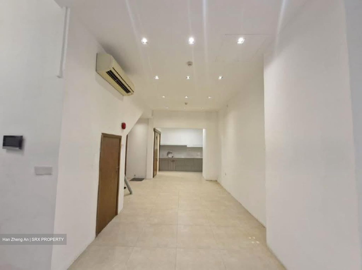 Serangoon Road (D8), Office #566903101
